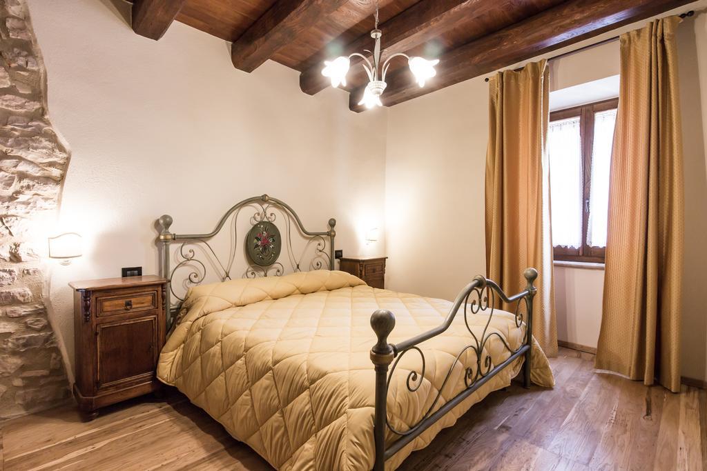 Domus In Castro Bed & Breakfast Montecchio  Bilik gambar